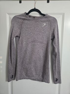 GYMSHARK LONG SLEEVE TOP